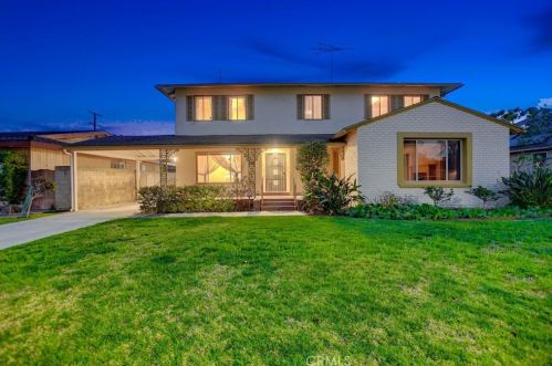 1152 Cartagena Dr, Long Beach, CA 90807-2426
