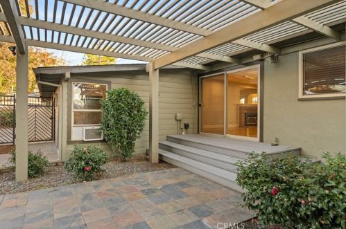 950 Karen Dr, Chico CA  95926-2819 exterior