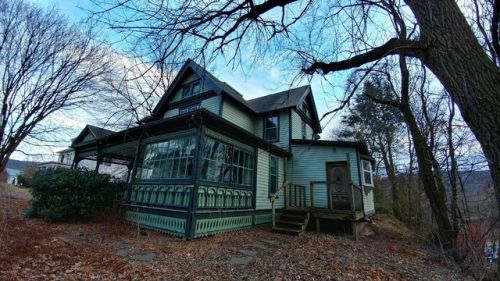 225 Franklin St, Laceyville, PA 18623