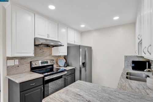 3043 Fostoria Cir, Danville CA  94526-5562 exterior