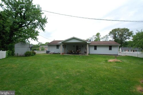 730 Nicholson Ave, Douglassville PA  19518-1569 exterior