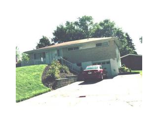 534 Sunnyfield Dr, Monroeville, PA 15146-1613