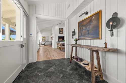 0001 Yankee Farm Rd, Santa Barbara CA  93109-1054 exterior