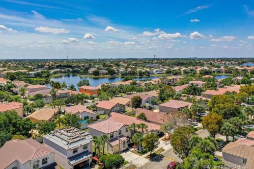 15726 16th Ct, Hollywood FL  33028-1686 exterior