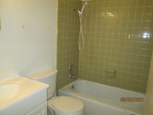 1 Hamlin Ct, Lehigh Acres FL 33936-7211 exterior