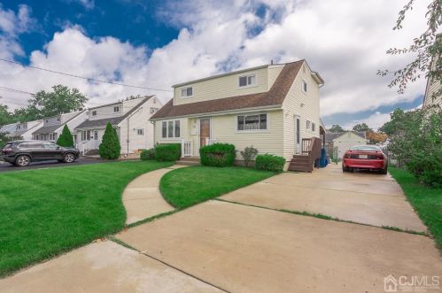 278 Sunset Ave, Old Bridge, NJ 08857-1117