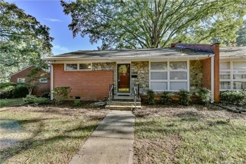 4551 Woodlark Ln, Charlotte, NC 28211-1951