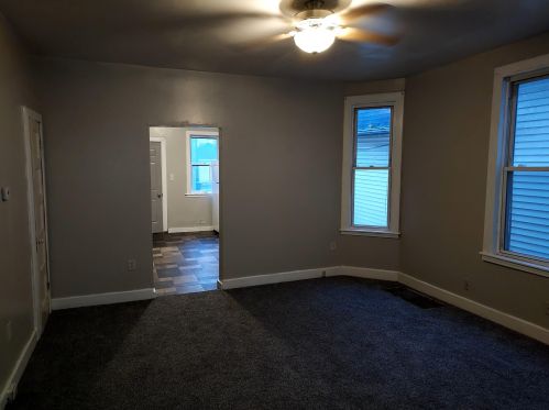 1130 19th St, Milwaukee, WI 53204-2046