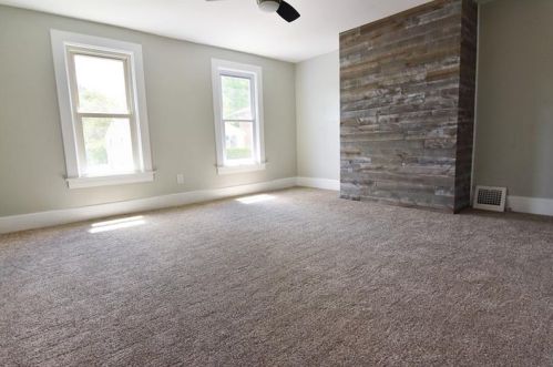 239 Mary St, Whitaker PA  15120-2624 exterior