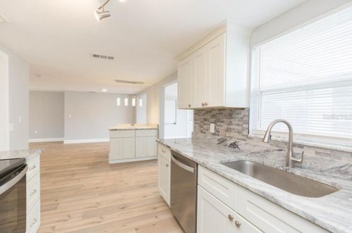 7127 Ashwood Dr, Port Richey FL  34668-1401 exterior