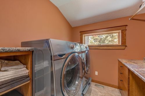 7 Birkmose Park, Hudson WI  54016-2286 exterior