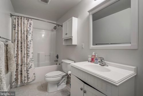 26605 Pennfields Dr, Madison Mills VA  22960-3669 exterior