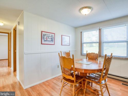 133 Azalea Dr, Charles Town WV  25414-5841 exterior