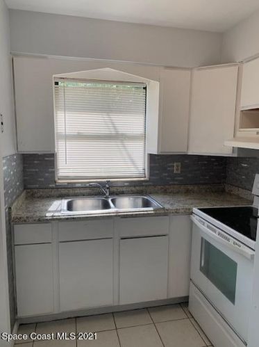 1815 Kirby Dr, Titusville FL  32796-1219 exterior