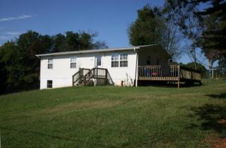 1210 Jackson Dr, Madisonville, TN 37354-5926