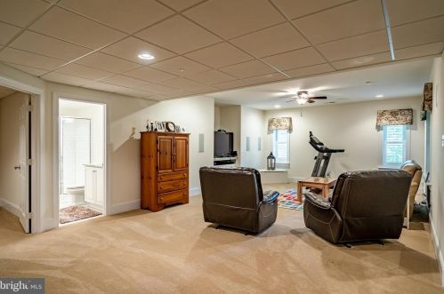 1005 Brick House Farm Ln, Newtown Square PA 19073-2780 exterior