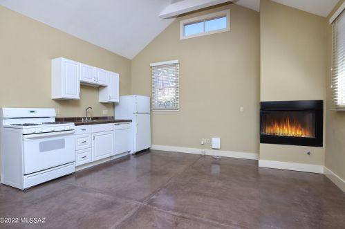 1042 3 Ave, Tucson AZ  85705-7472 exterior