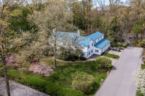 1355 Yahres Rd, Hermitage PA  16146-3643 exterior