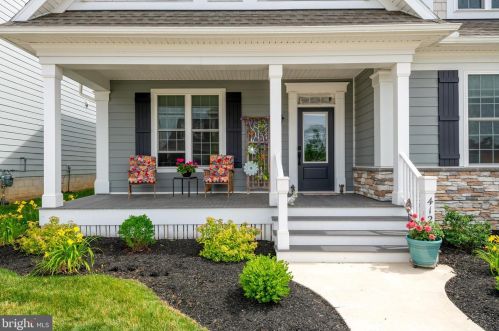 412 Constitution Dr, Ephrata PA  17522 exterior