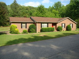 901 Glisson Rd, Paris, TN 38242-5157