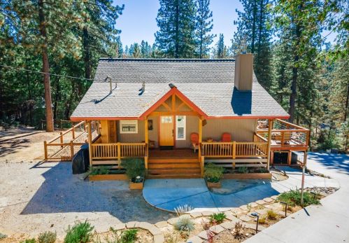 6466 Coe Ct, Michigan Bluff CA  95631-9663 exterior