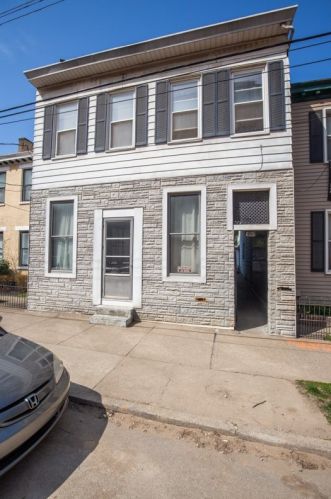 615 Bakewell St, Covington, KY 41011-1225