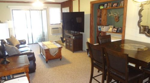 5 Spruce Trl, Wisconsin Dells, WI 53965-8850