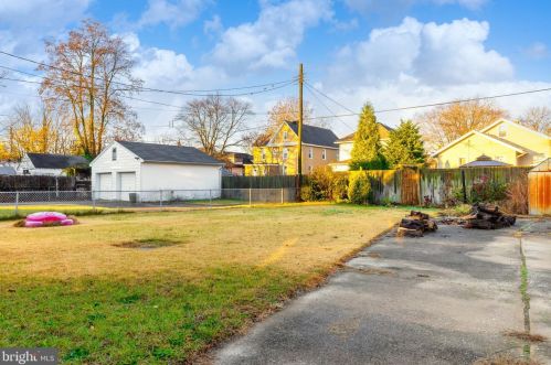 630 Billings Ave, West Deptford NJ  08066-1213 exterior