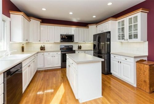 1910 Olson Dr, Waukee, IA 50263-8180