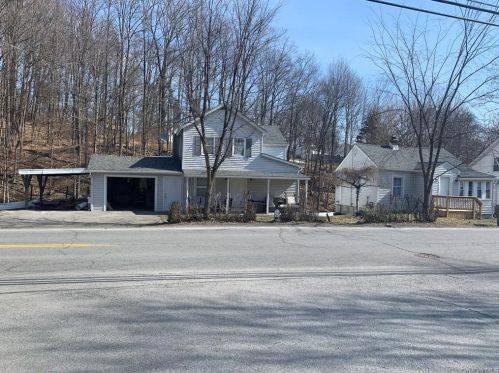 80 Western Ave, Marlborough, NY 12542-6030