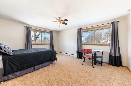 4144 Menomonee Riv Pkwy, Milwaukee WI 53222-1135 exterior