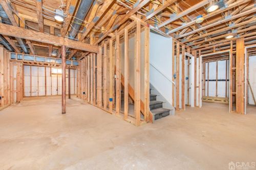 27 Nathan Dr, Old Bridge NJ  08857-2789 exterior