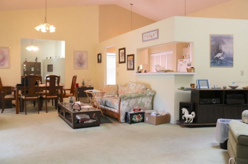8046 Hathaway Dr, New Port Richey, FL 34654-6036