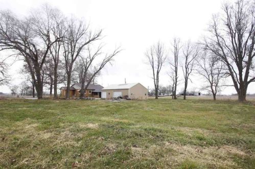 2890 Hh Ave, Williamsburg, IA 52361-8530
