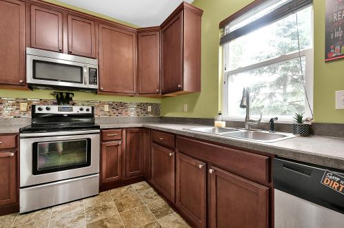 447 Stone Shadow Dr, Blacklick OH  43004-8305 exterior