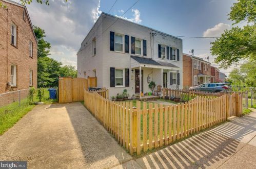 4635 A St, Washington, DC 20019-8432