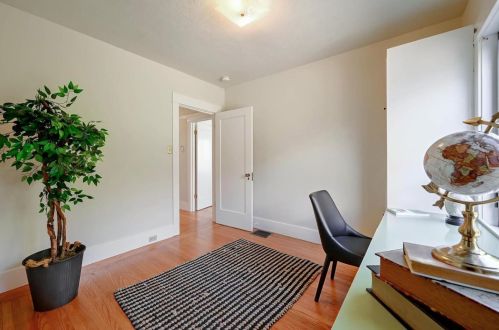 617 Walnut Ave, South San Francisco CA  94080-2721 exterior