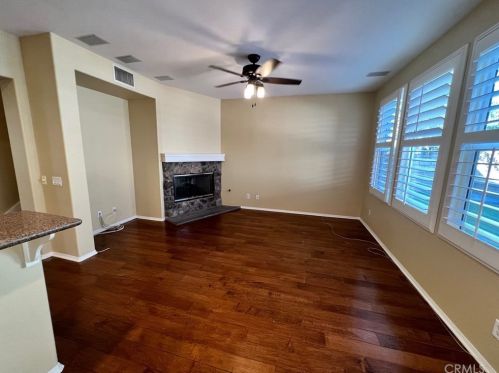 27540 Weeping Willow Dr, Santa Clarita, CA 91354-4933