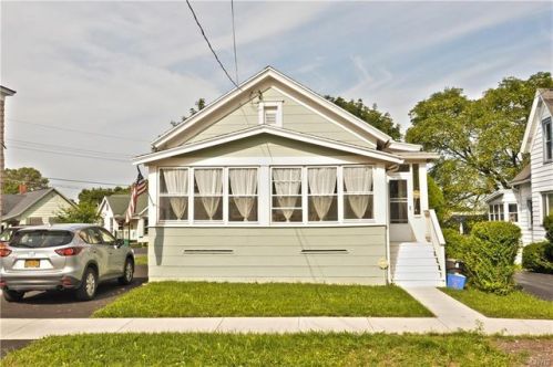 1811 Butternut St, Syracuse NY  13208-2323 exterior