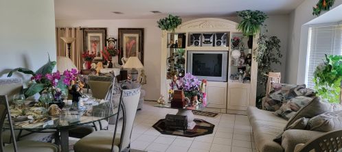 2199 Erwin Rd, Fort Pierce, FL 34952-5538