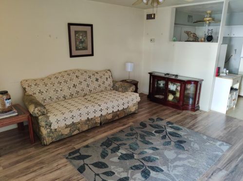 4144 56th St, Saint Petersburg, FL 33709-5416