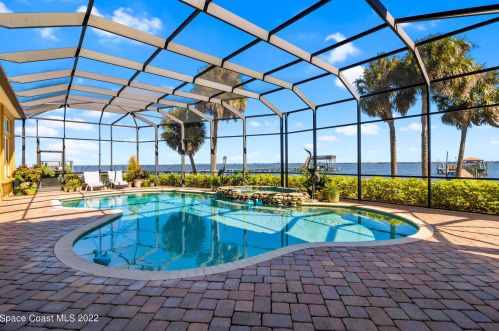 3618 Indian Riv Dr, Cocoa FL 32926-8705 exterior