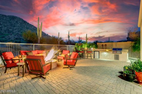 3413 Boulder Canyon St, Mesa, AZ 85207-1296