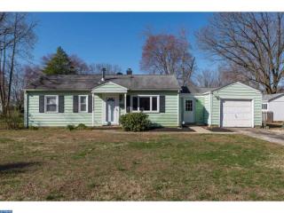 106 Manor Rd, Paoli, PA 19301-1811