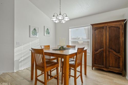 20077 Summit View Ct, Santa Clarita CA  91351-5709 exterior
