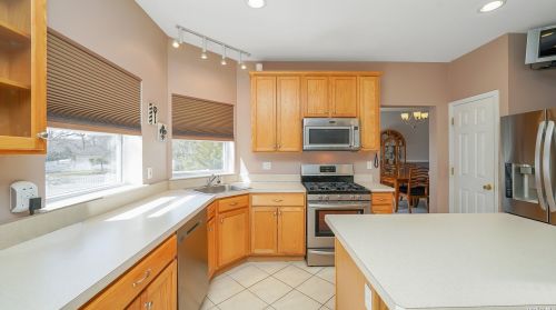 8 Daremy Ct, Lake Grove NY  11755-3226 exterior