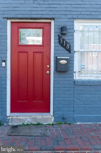 518 59th St, Washington, DC 20019-6960