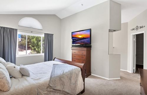 39810 Amberley Cir, Temecula CA  92591-7007 exterior