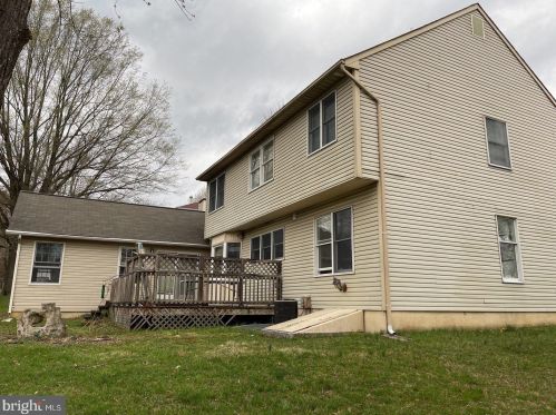 1408 Golf Course Dr, Bowie MD  20721-2330 exterior