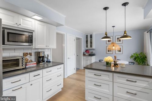 176 Sunset View Dr, Glen Mills PA  19342-1274 exterior